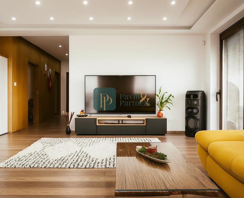 Predaj krásny zariadený 4 izbový rodinný dom, bazén, 760m2 pozemok