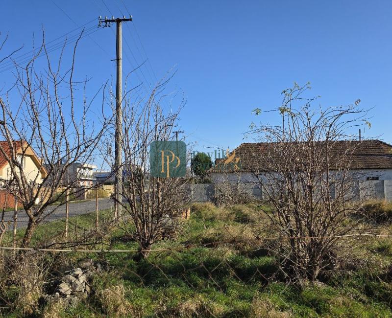 Predaj pozemok Čakajovce 7,4á