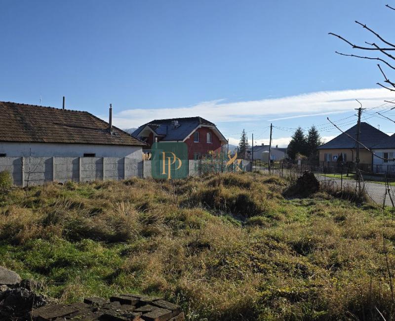 Predaj pozemok Čakajovce 7,4á