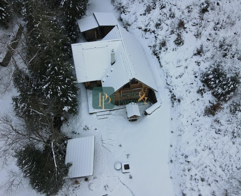 Predaj 4 izbový zrub pri lese, 7,5á pozemok, Nízke Tatry, EXKLUZÍVNE!