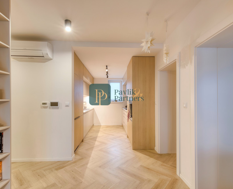 Prenájom krásny 3 izbový byt, parkovanie, záhrada, Podunajské Biskupice