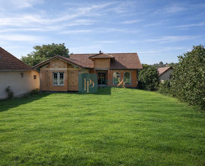 Predaj 5 izbový rodinný dom v americkom štýle, pozemok 19á, Beladice