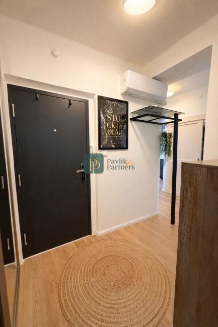 Prenájom krásny 2 izbový byt, Staré Mesto