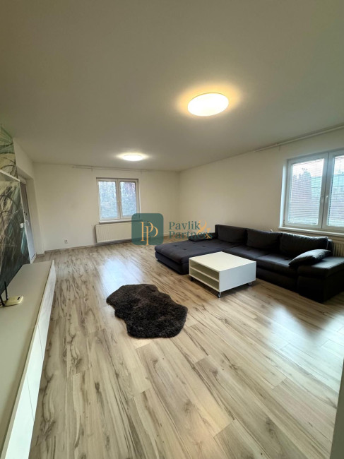 Prenájom 4 izbový rodinný dom, zariadený, Janíkovce, garáž