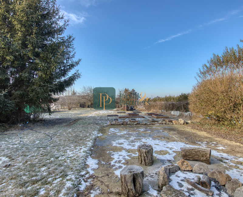 Predaj 4 izbový rodinný dom, zariadený, krásny 13á pozemok