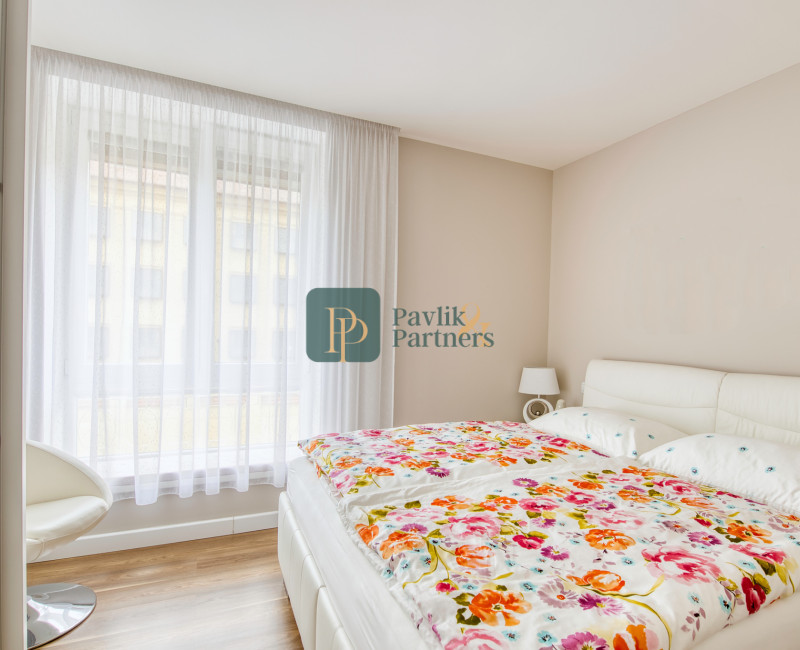 Predaj nadštandardný 3 izbový byt, centrum mesta, tehlová bytovka