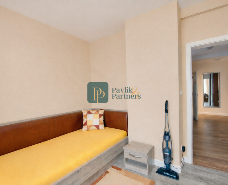 Predaj nadštandardný 3 izbový byt, centrum mesta, tehlová bytovka