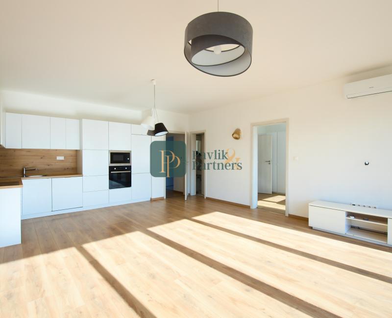 Predaj 5 izbový rodinný dom Chrenová - Nitra