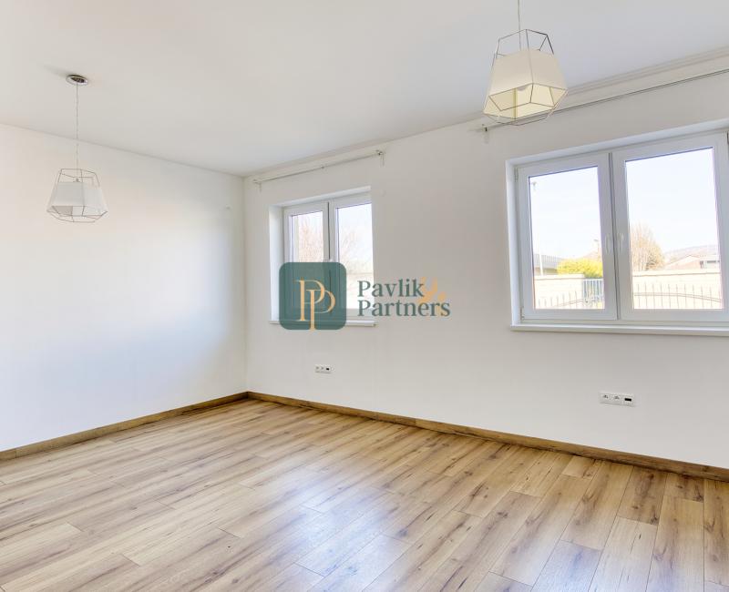 Predaj 5 izbový rodinný dom Chrenová - Nitra