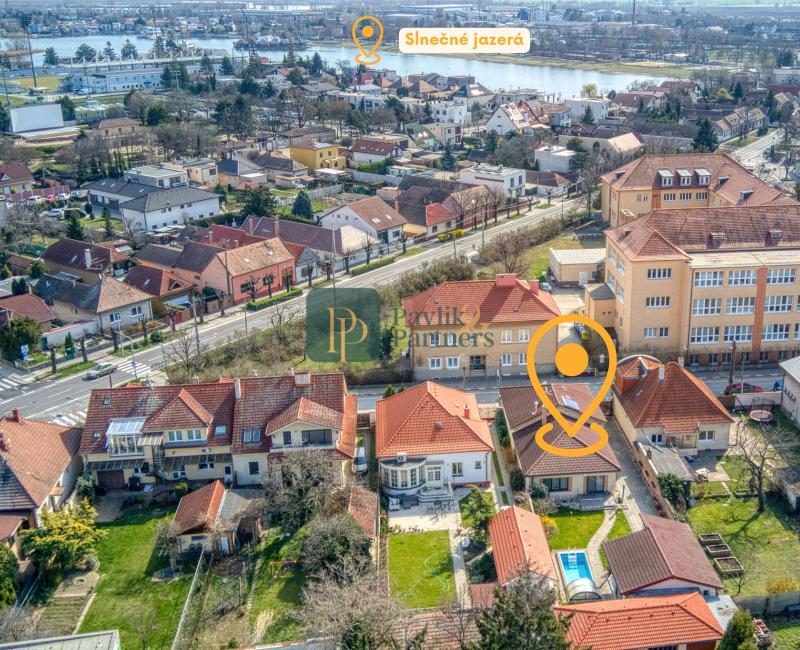 Predaj 4 izbový RD Senec, úplné centrum, bazén, EXKLUZÍVNE!