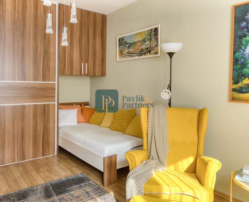 Predaj 4 izbový RD Senec, úplné centrum, bazén, EXKLUZÍVNE!