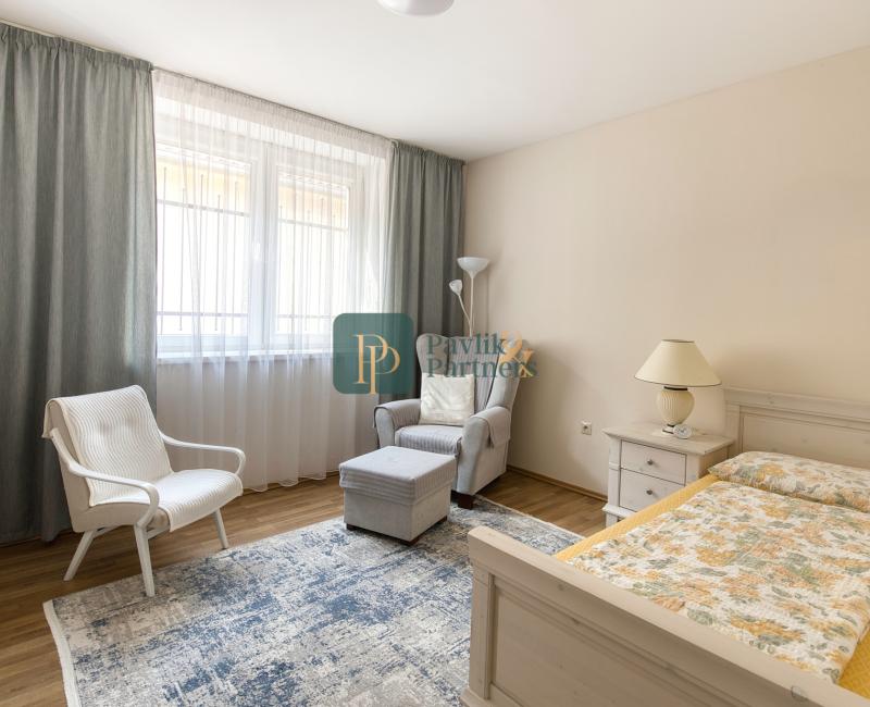 Predaj 4 izbový RD Senec, úplné centrum, bazén, EXKLUZÍVNE!