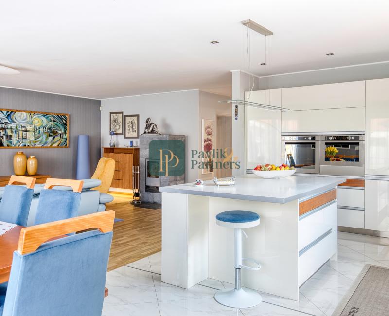 Predaj 4 izbový RD Senec, úplné centrum, bazén, EXKLUZÍVNE!