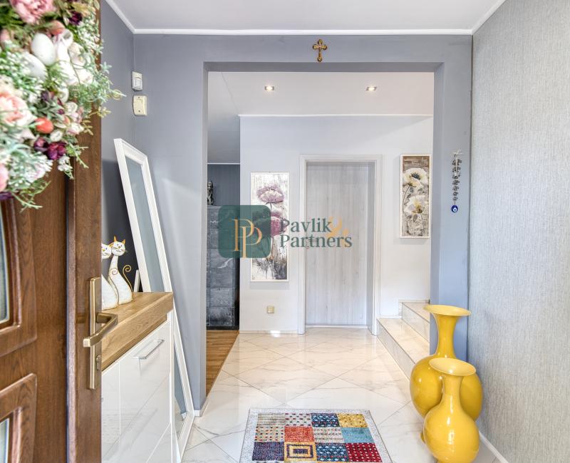 Predaj 4 izbový RD Senec, úplné centrum, bazén, EXKLUZÍVNE!