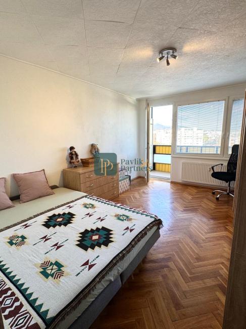 Predaj 2izbový byt Chrenová, ul.Kozmonautov, 2 balkóny EXKLUZÍVNE!