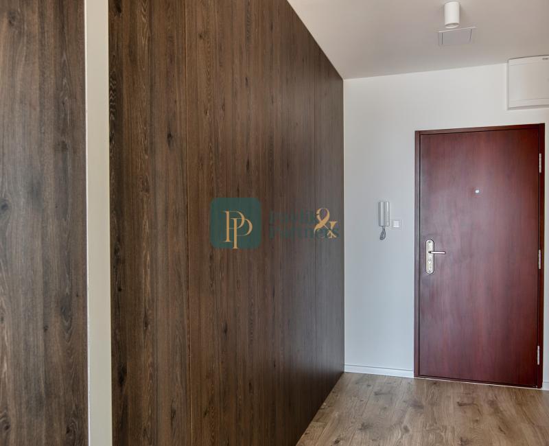 Predaj 3 izbový byt, balkón, Chrenová, kompl.rekonštrukcia