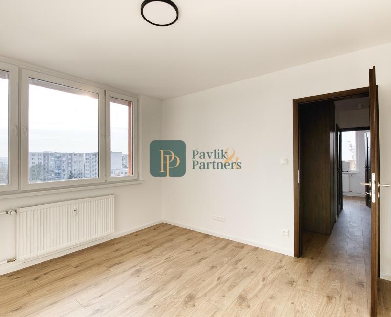 Predaj 3 izbový byt, balkón, Chrenová, kompl.rekonštrukcia