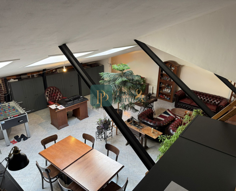 Prenájom jedinečný 3 izbový byt - loft v centre Nitry, 96m2