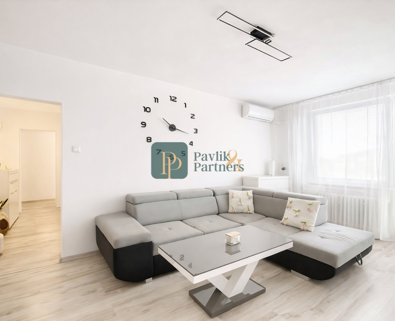 Predaj 2 izbový byt, balkón, úplne centrum mesta