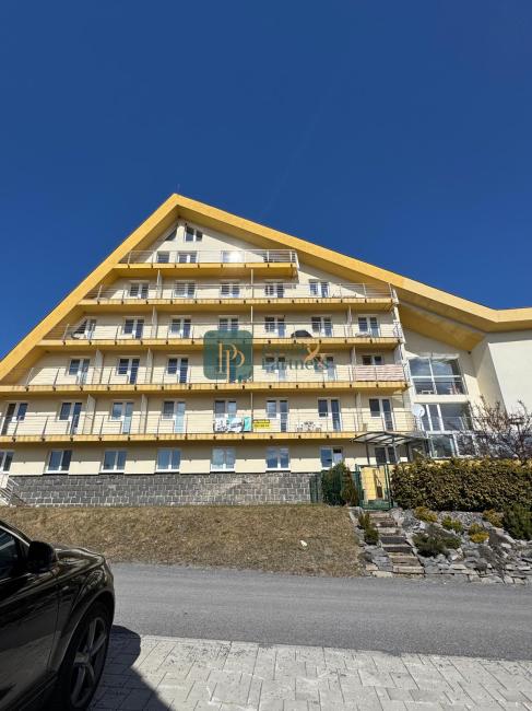 Predaj veľký 2izb.apartmán Donovaly, 89m2 + 2 parkov.miesta