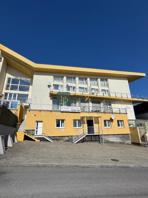 Predaj veľký 2izb.apartmán Donovaly, 89m2 + 2 parkov.miesta