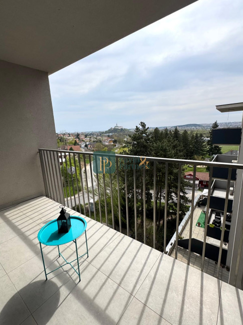 Prenájom 2izbový byt s 1 parkovacím miestom, novostavba