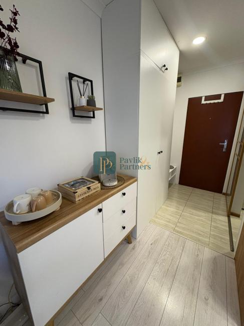 Predaj garsónka, loggia, Staré mesto, kompletná rekonštrukcia