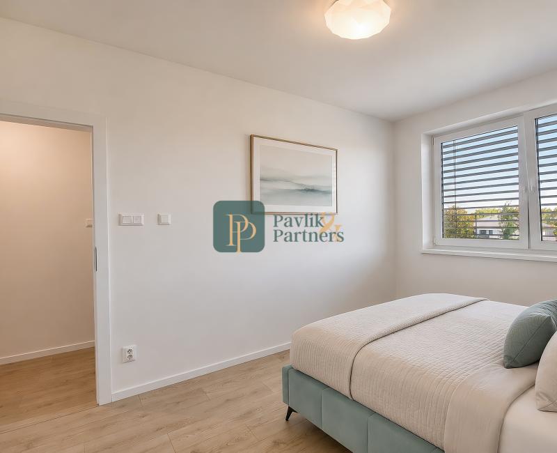 Predaj 5 izbový rodinný dom, garáž, 7á pozemok, Red Oak