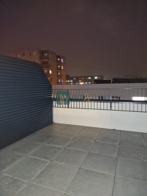Prenájom 2 izbový byt, novostavba, 40m2 terasa, 2x garážové státie