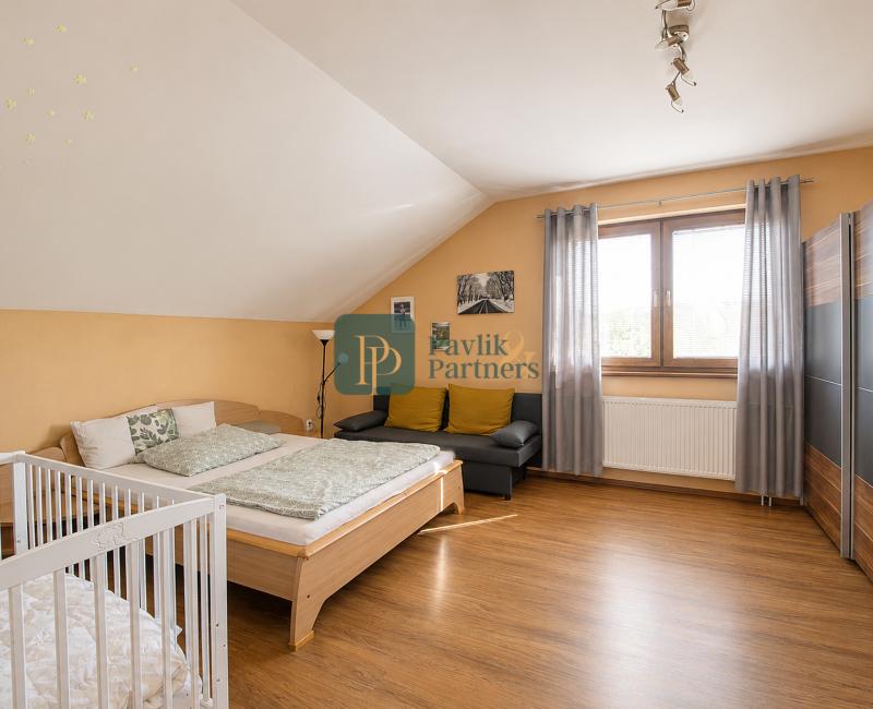 Predaj 5 izbový rodinný dom, Cabaj, krásny 14 á pozemok