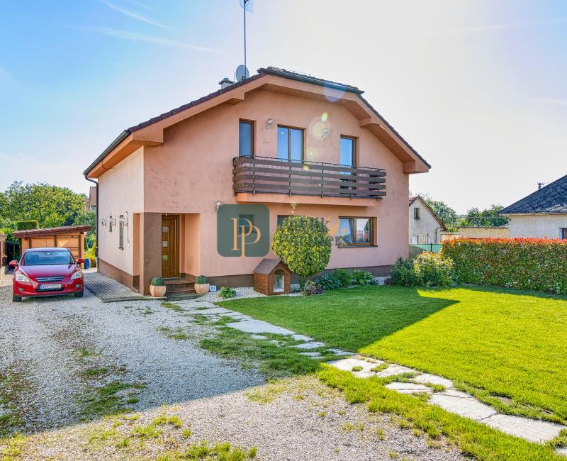Predaj 5 izbový rodinný dom, Cabaj, krásny 14 á pozemok
