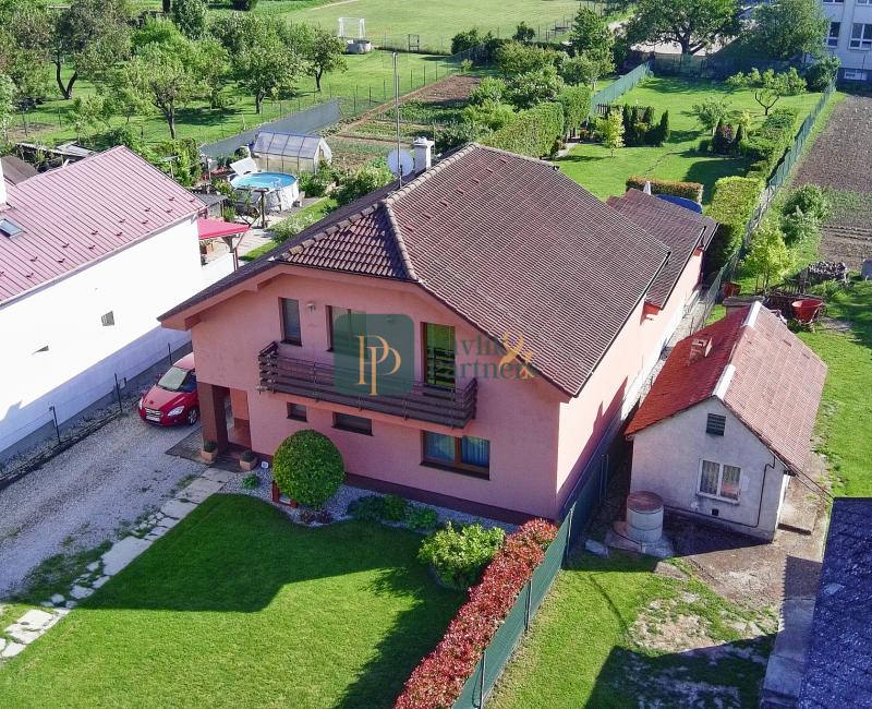 Predaj 5 izbový rodinný dom, Cabaj, krásny 14 á pozemok