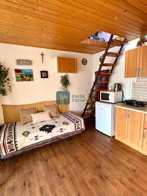 Predaj záhradná chatka murovaná, 376m2 pozemok, krásne západy slnka, Kynek
