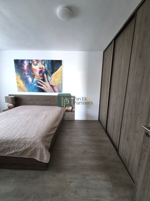Prenájom 2 izbový byt, novostavba, 40m2 terasa, garážové státie