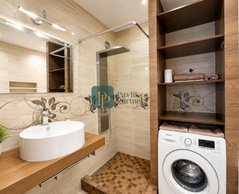 Predaj prerobený 3 izbový byt, balkón, Golianova ul.