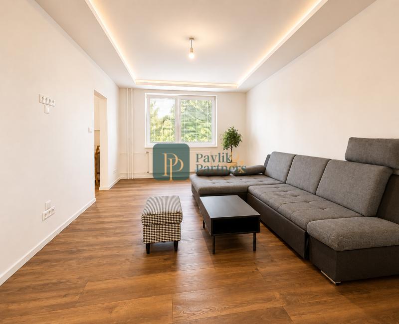 Predaj prerobený 3 izbový byt, balkón, Golianova ul.