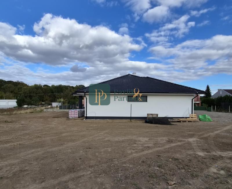 Predaj 4 izbová novostavba RD, 680m2 pozemok, Veľké Zálužie
