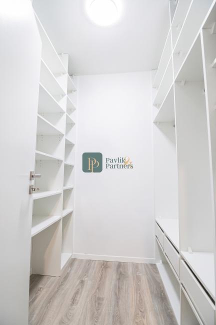 Predaj 2 izbový byt, 2x terasa, novostavba, zariadený