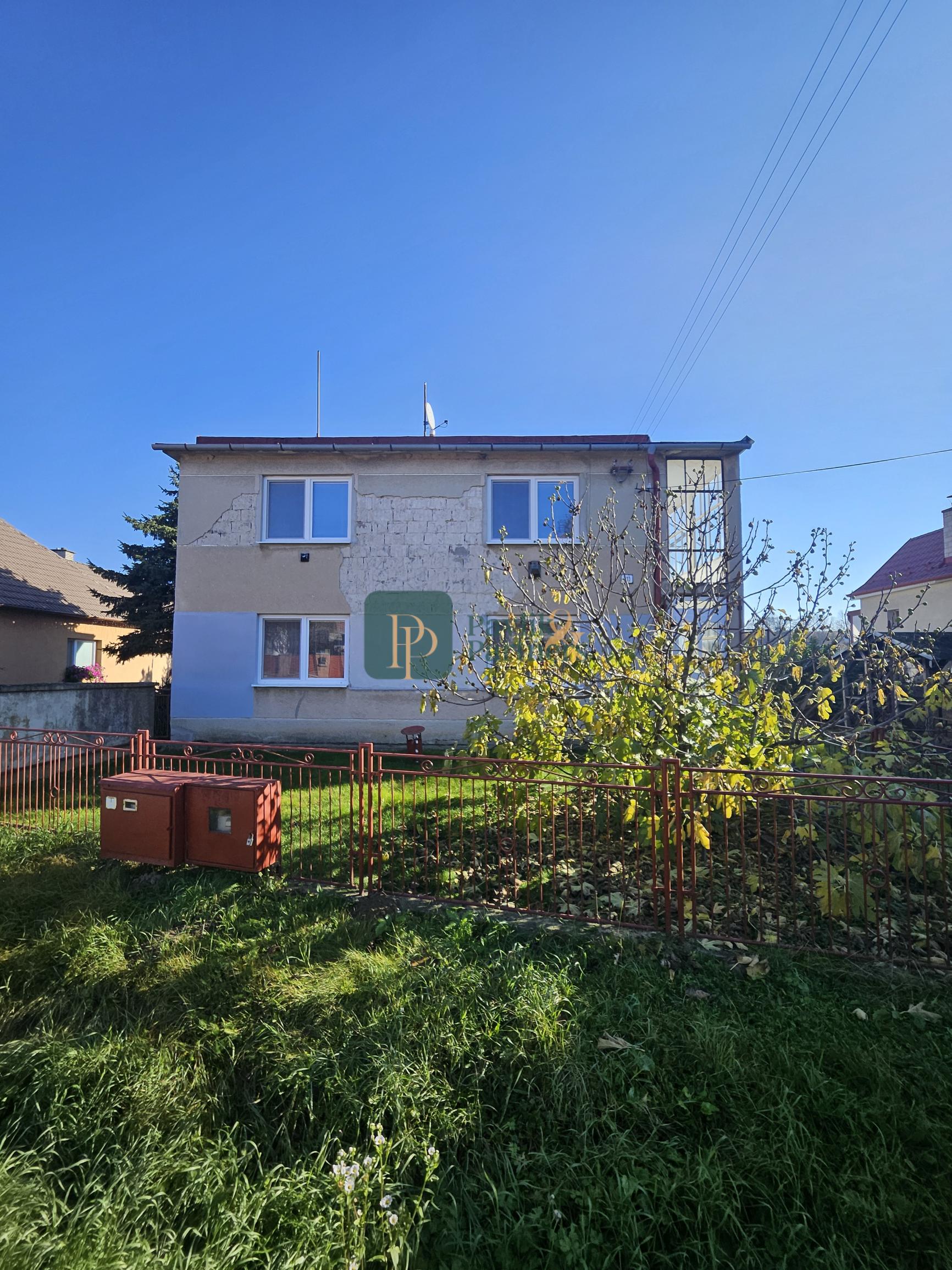 Predaj 2 podlažný RD Rumanová, 30 á krásny pozemok