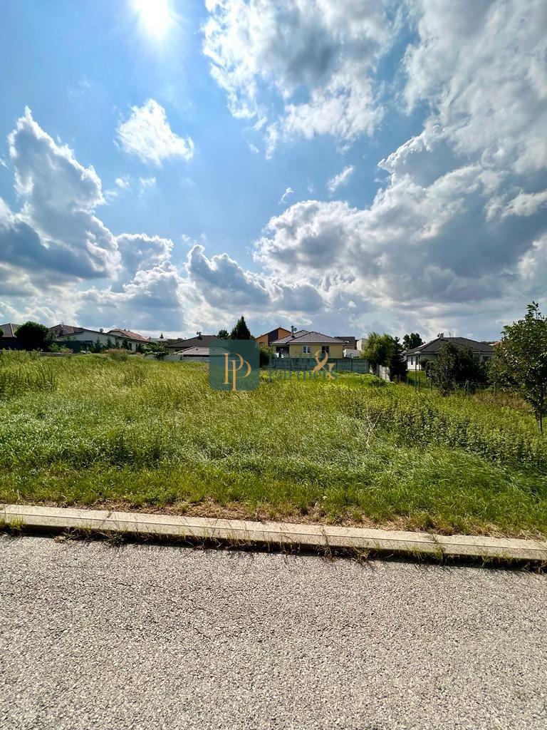 Prenájom pozemok Na Prameni, 9á