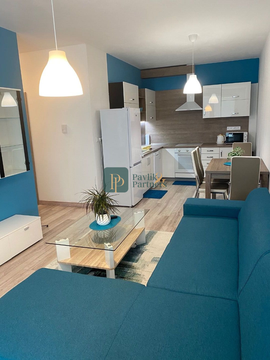 Prenájom pekný 2izb byt, centrum mesta, vlastné parkovacie miesto