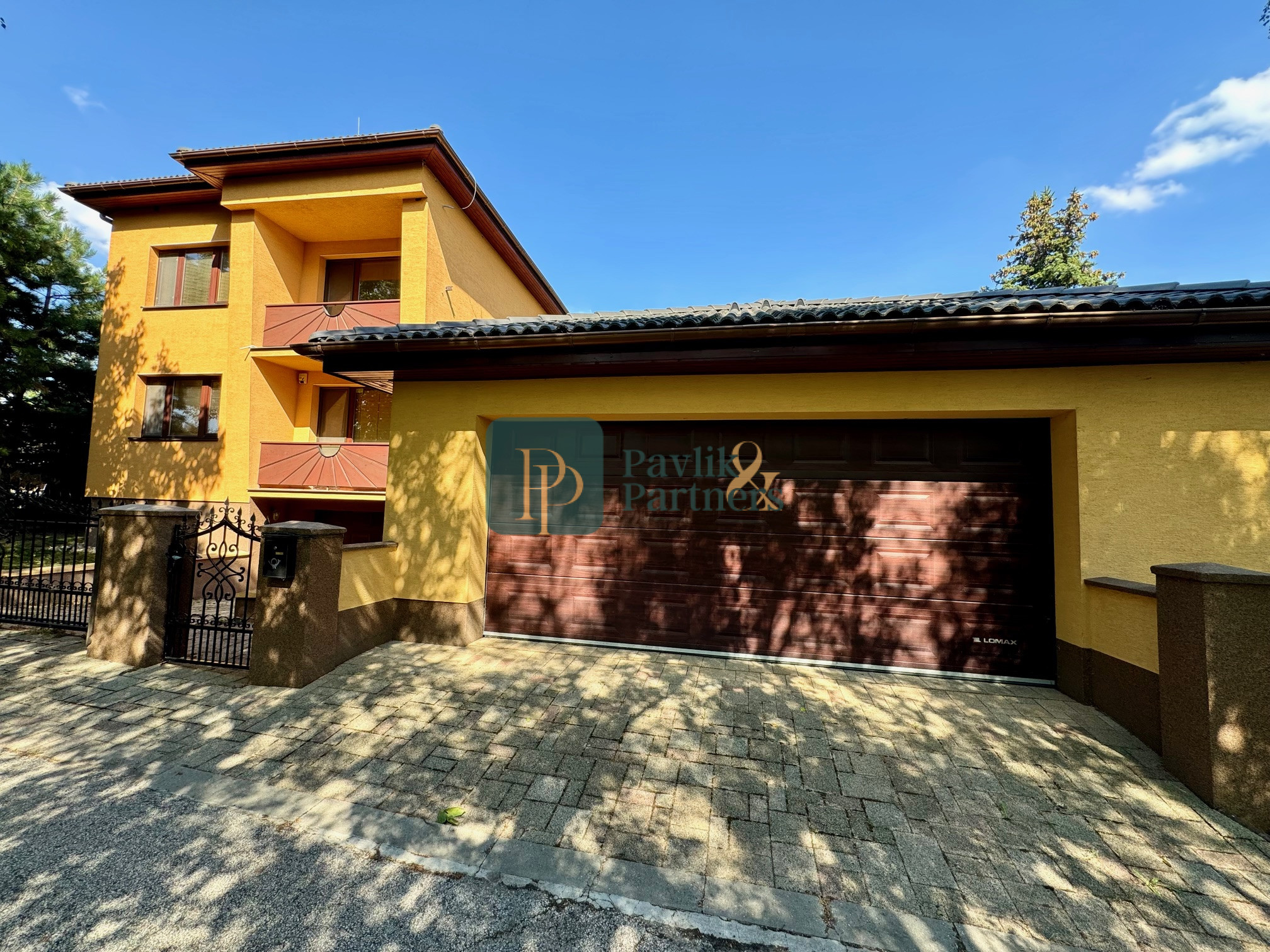 Predaj 4izb.RD Zobor, pozemok 10á, dvojgaráž, EXKLUZÍVNE!