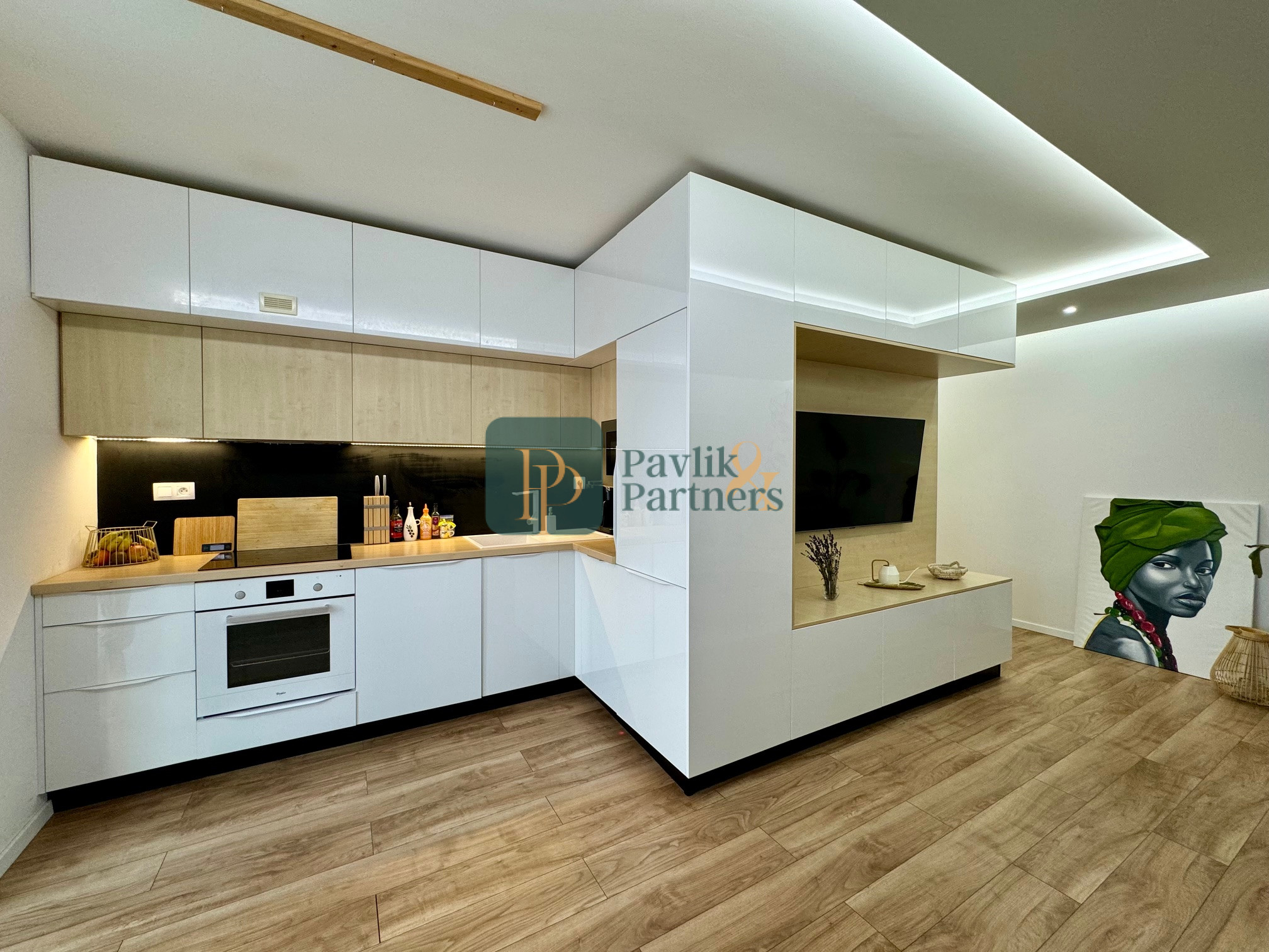 Prenájom krásny 2 izbový byt, novostavba, garážové státie, terasa 5m2