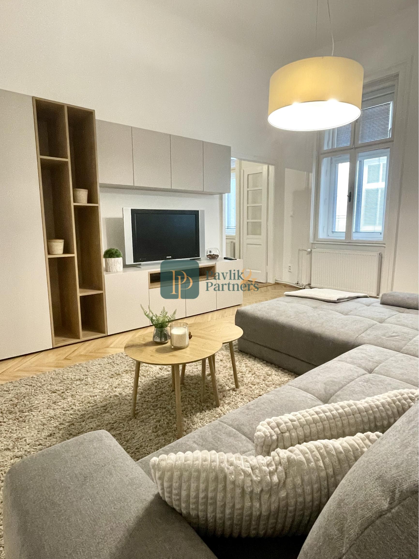 Prenájom 2.izbový byt v Historickom centre mesta NR