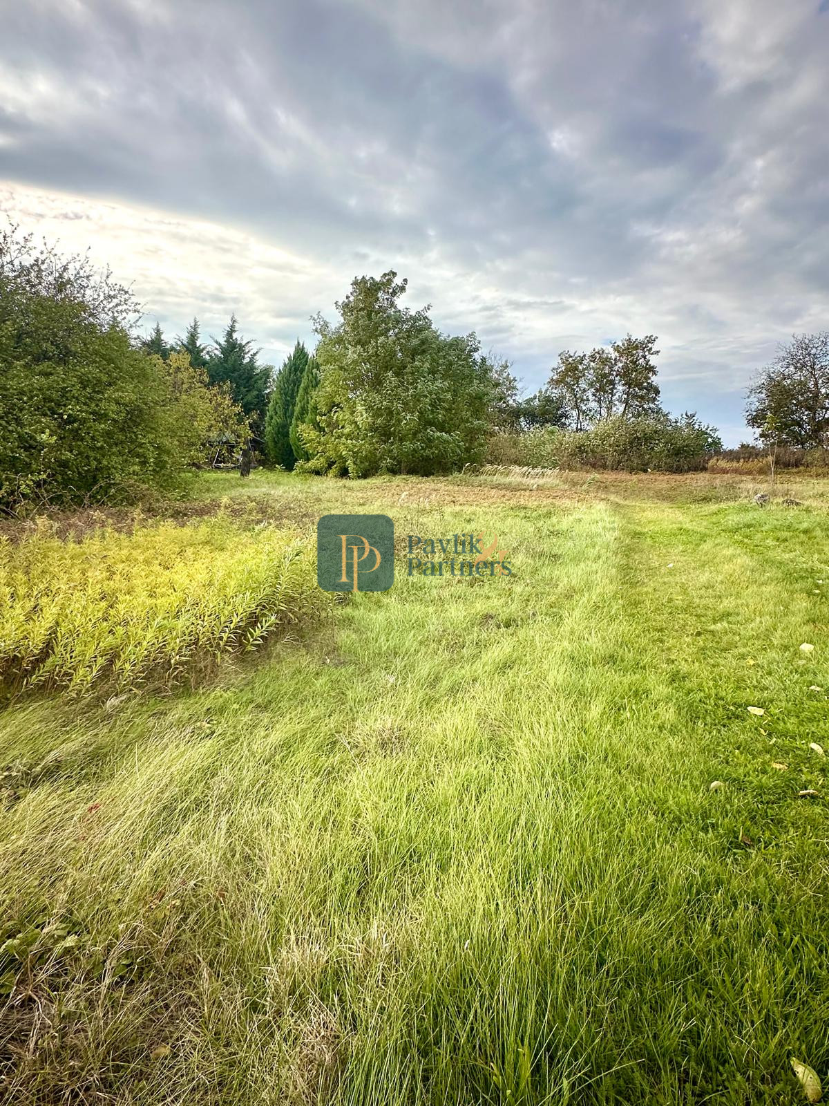 Predaj pozemok Cabaj, 10á, na výstavbu RD