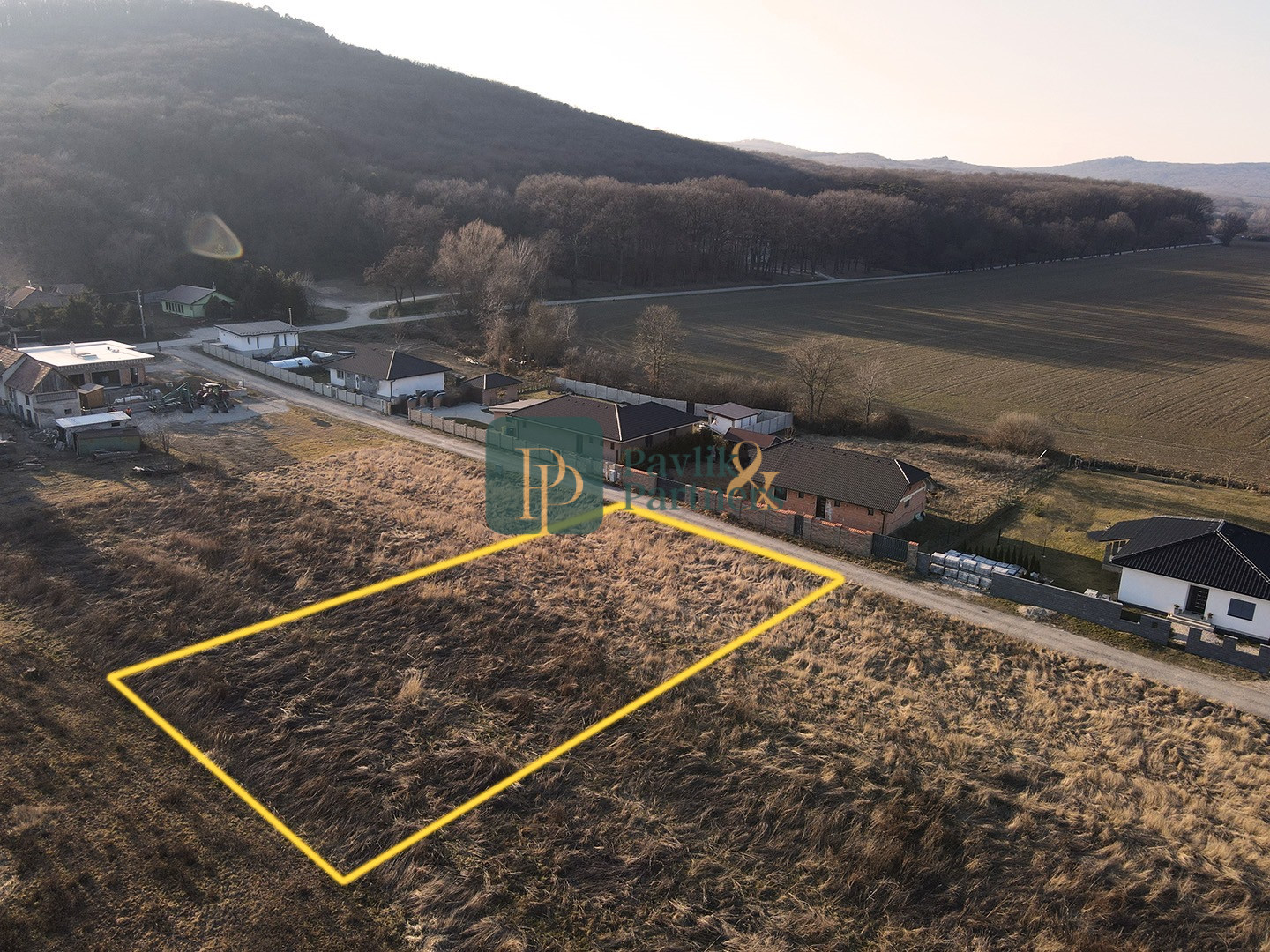 Predaj 9,2á stavebný pozemok, el. prípojka na pozemku, Jelenec