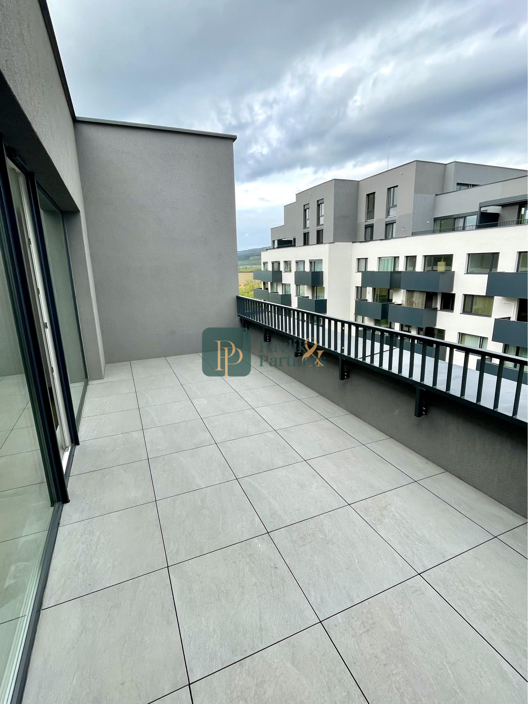 Predaj 3.izbový byt, novostavba Riviera, terasa, garážové státie Nitra