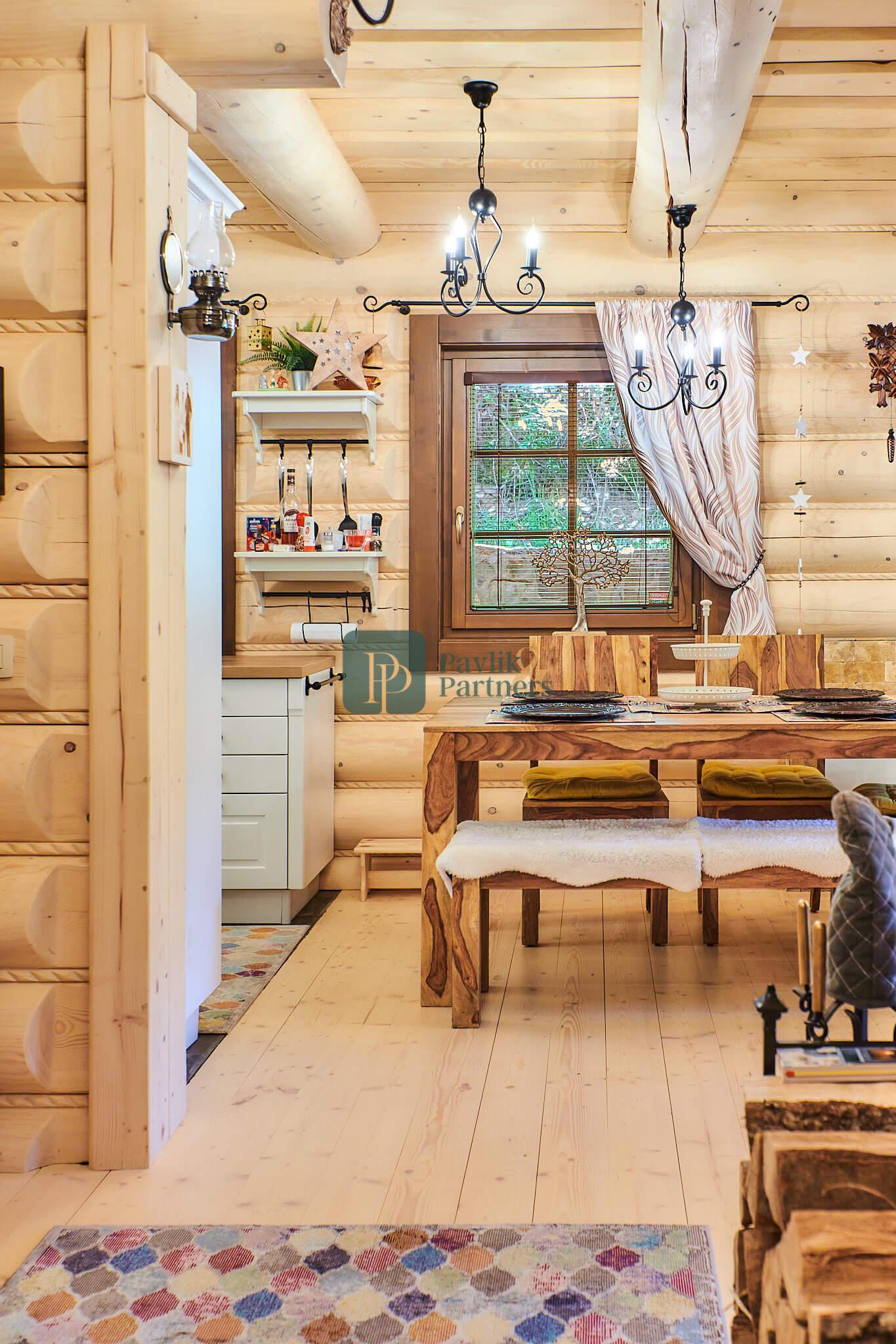 Predaj 4 izbový zrub pri lese, 7,5á pozemok, Nízke Tatry, EXKLUZÍVNE!