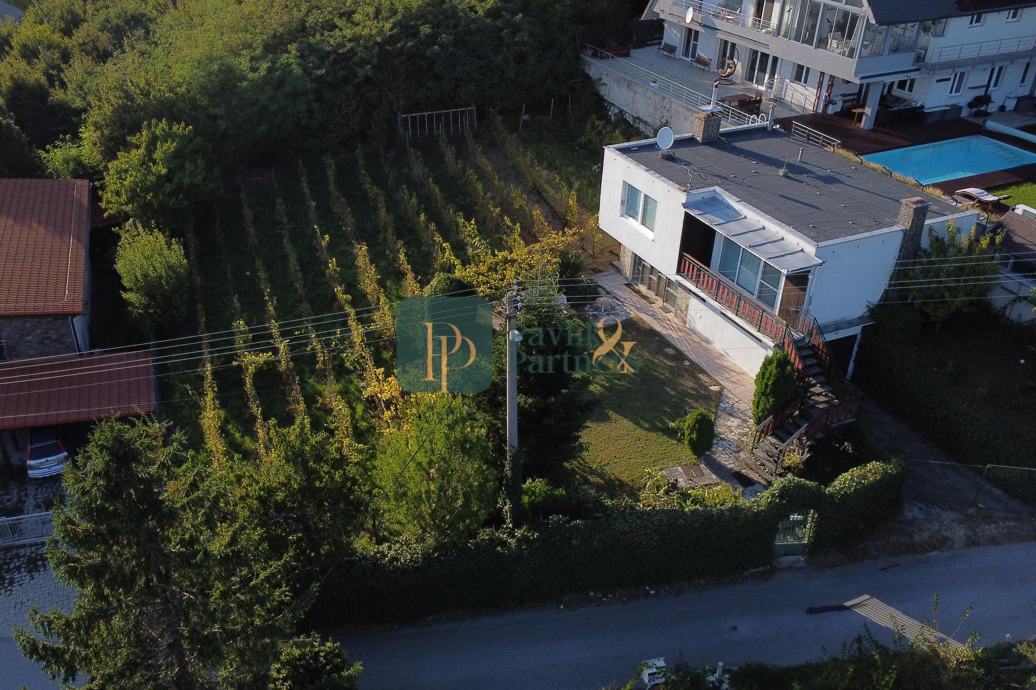 Predaj rodinný dom Zobor, 9,6á pozemok REZERVOVANÉ!