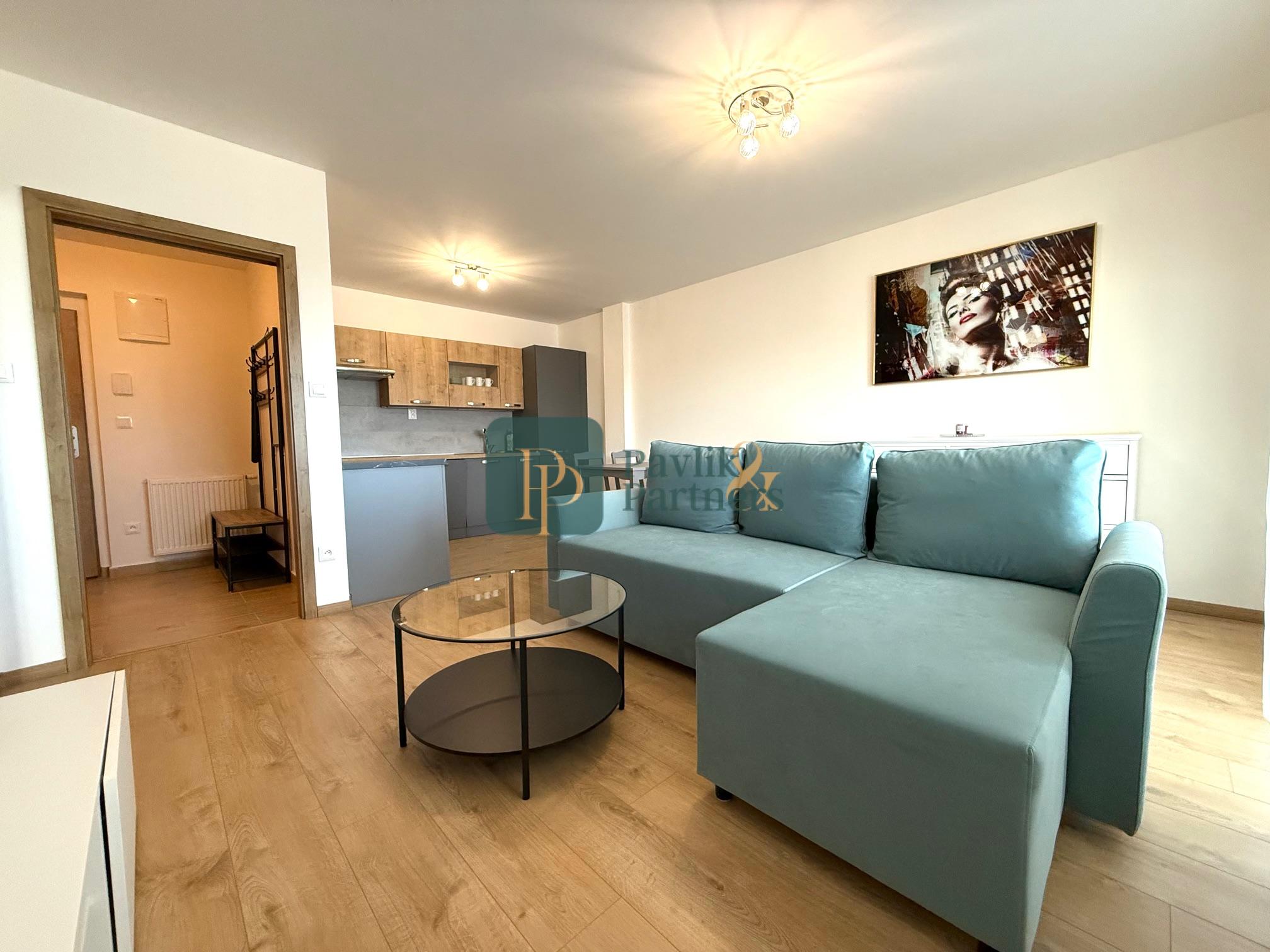 Prenájom čerstvo dokončený 2 izbový byt, novostavba, balkón